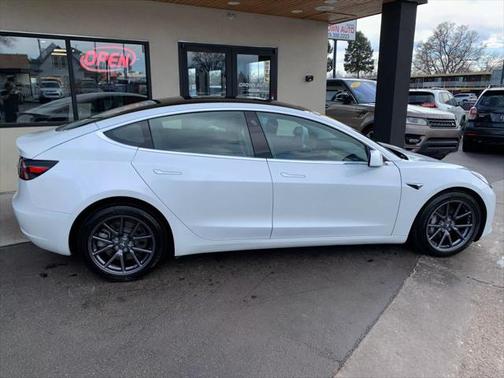 2020 Tesla Model 3 Long Range