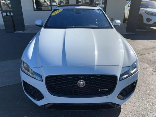 2021 Jaguar XF R-Dynamic SE P300 AWD Automatic