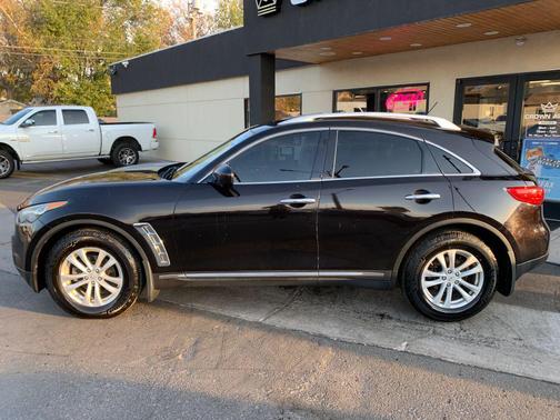 2012 INFINITI FX35 Base