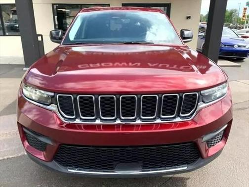 2023 Jeep Grand Cherokee Laredo