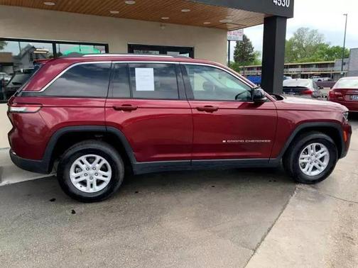 2023 Jeep Grand Cherokee Laredo
