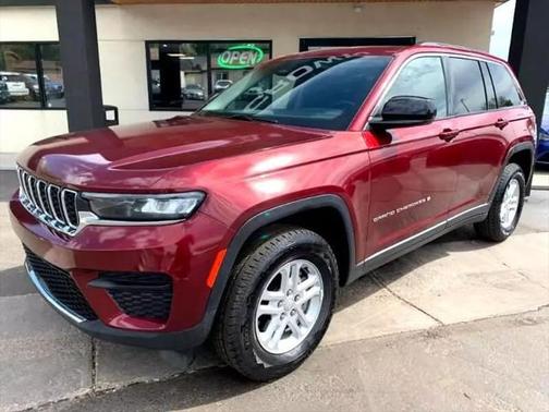 2023 Jeep Grand Cherokee Laredo
