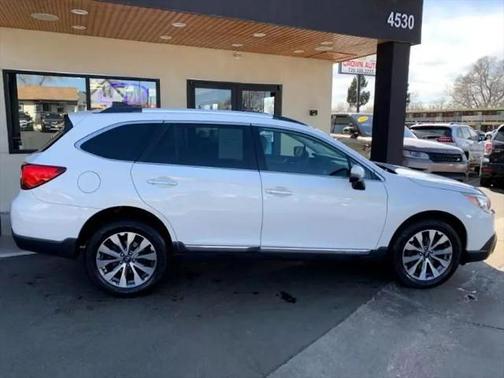 2017 Subaru Outback 3.6R Touring