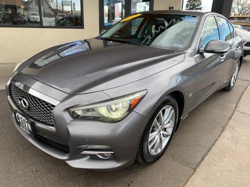 2015 INFINITI Q50 Premium