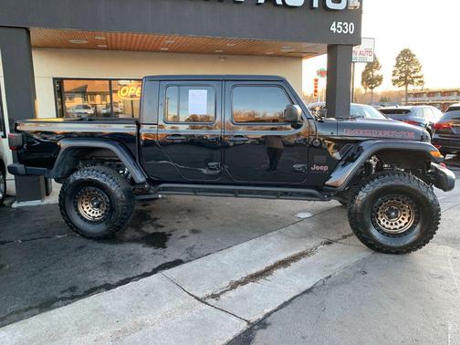 2020 Jeep Gladiator Mojave 4X4