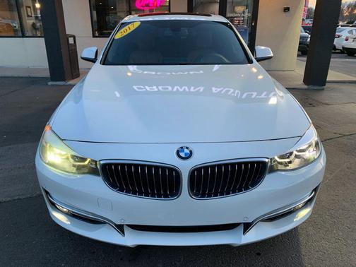 2017 BMW 330 Gran Turismo xDrive