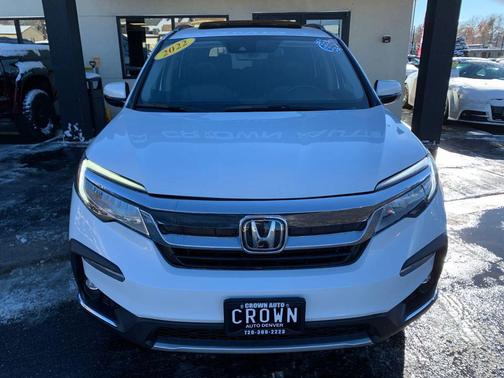 2022 Honda Pilot Touring 8-Passenger