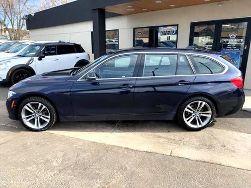 2017 BMW 330 i xDrive