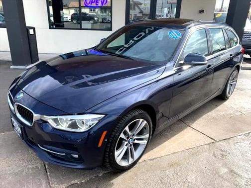 2017 BMW 330 i xDrive