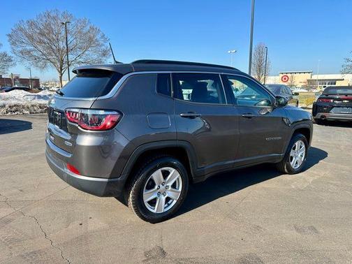 2022 Jeep Compass Latitude