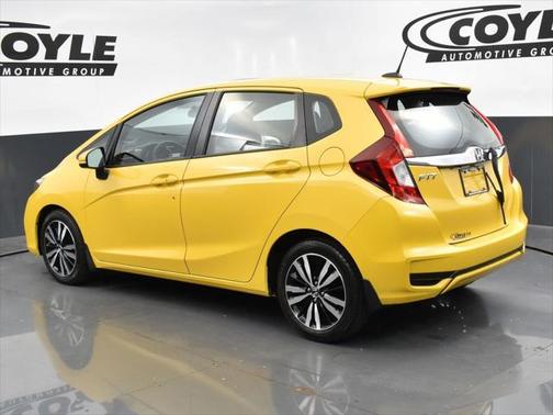 Helios Yellow Pearl 2018 Honda Fit EX