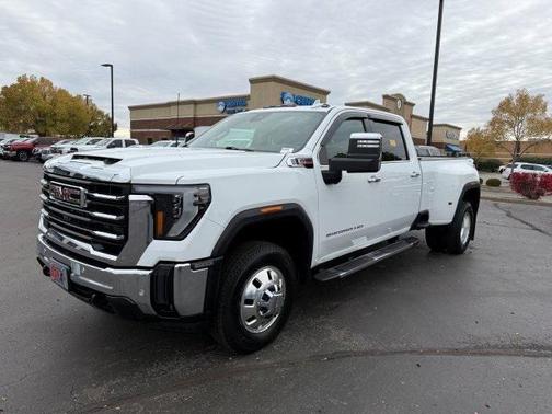 2024 GMC Sierra 3500 SLT