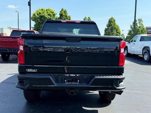 2025 Chevrolet Silverado 1500 LT Trail Boss