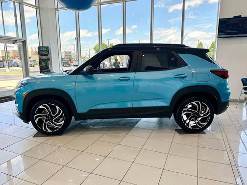 Marina Blue Metallic 2026 Chevrolet Trailblazer RS