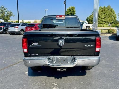 2015 RAM 1500 SLT