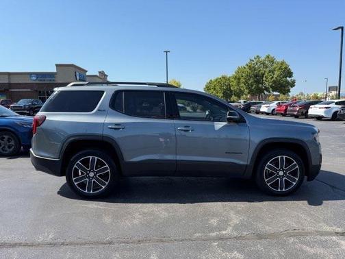 2021 GMC Acadia FWD SLT