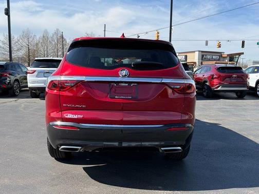 2023 Buick Enclave Essence FWD