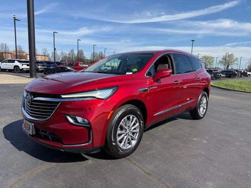 2023 Buick Enclave Essence FWD