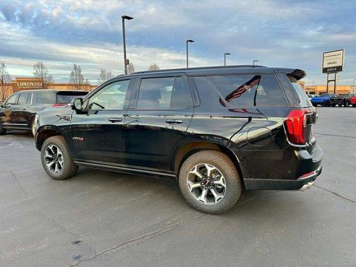 2026 GMC Yukon 4WD AT4