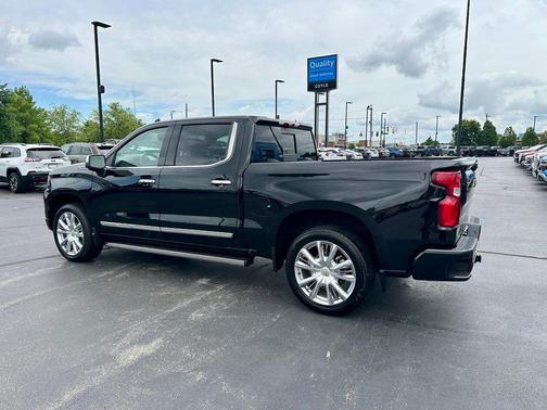 Black 2025 Chevrolet Silverado 1500 High Country