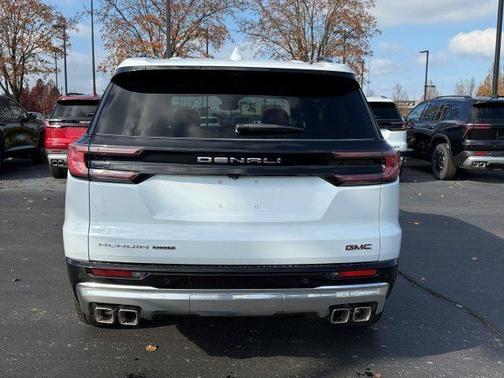 2026 GMC Acadia Denali