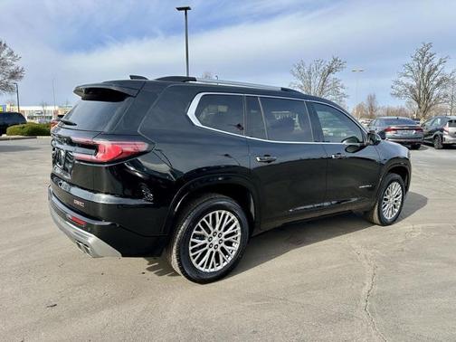 2025 GMC Acadia Denali