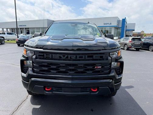 Black 2026 Chevrolet Silverado 1500 Custom Trail Boss
