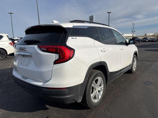2020 GMC Terrain SLE