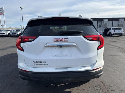 2020 GMC Terrain SLE