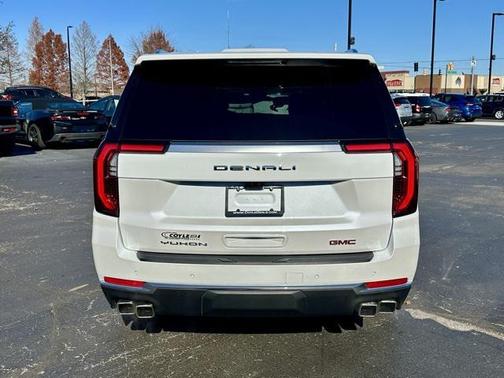 2025 GMC Yukon XL Denali