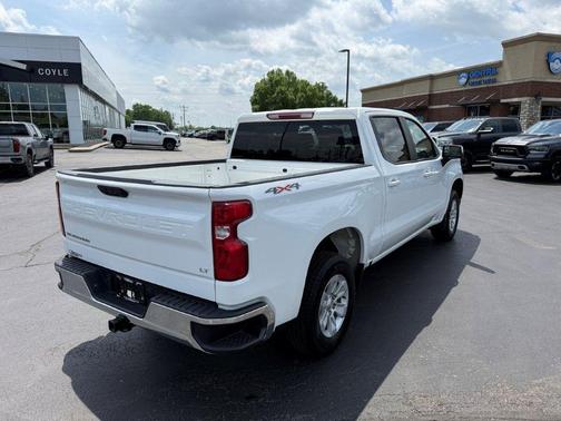 Summit White 2025 Chevrolet Silverado 1500 LT
