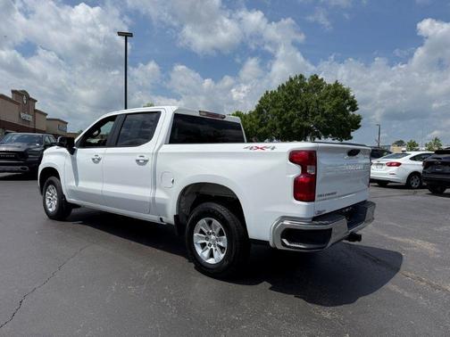 Summit White 2025 Chevrolet Silverado 1500 LT