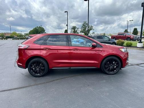 2022 Ford Edge ST Line