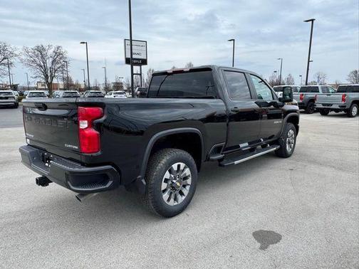 2026 Chevrolet Silverado 2500 Custom