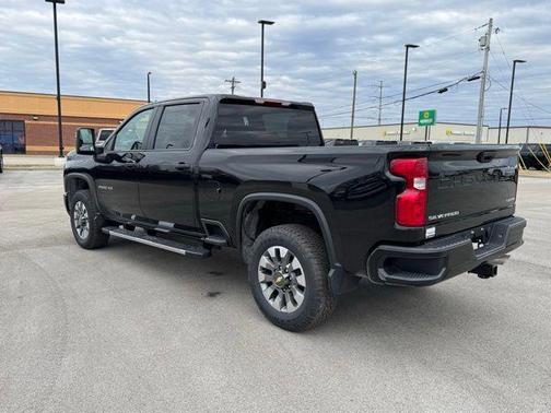 2026 Chevrolet Silverado 2500 Custom