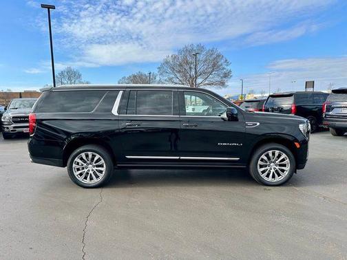 2024 GMC Yukon XL Denali