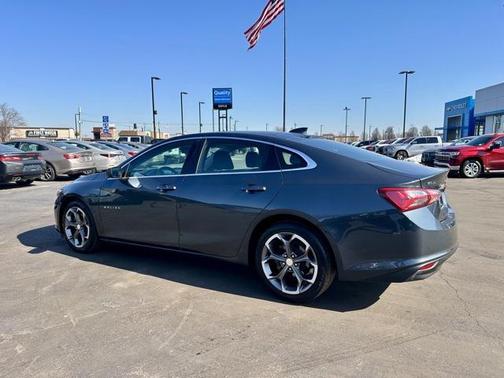 2021 Chevrolet Malibu FWD LT