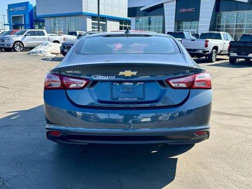 2021 Chevrolet Malibu FWD LT