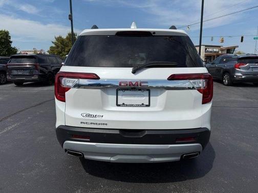 2023 GMC Acadia FWD SLT