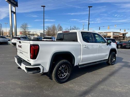 Summit White 2019 GMC Sierra 1500 AT4
