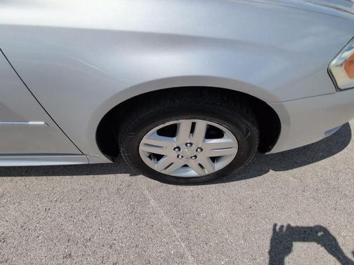 Silver Ice Metallic 2014 Chevrolet Impala Limited LT