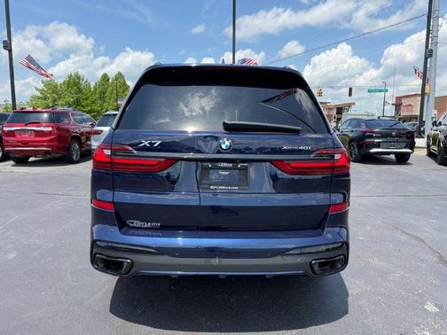 Tanzanite Blue II Metallic 2022 BMW X7 xDrive40i