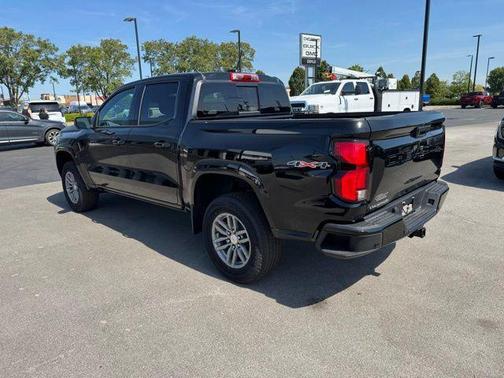 Black 2026 Chevrolet Colorado LT