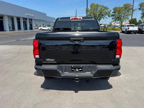 Black 2026 Chevrolet Colorado LT