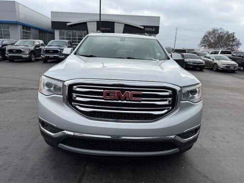 2017 GMC Acadia SLT-1