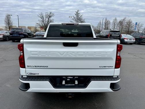 2023 Chevrolet Silverado 1500 Custom