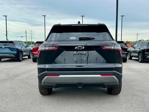 Mosaic Black Metallic 2026 Chevrolet Equinox 1LT