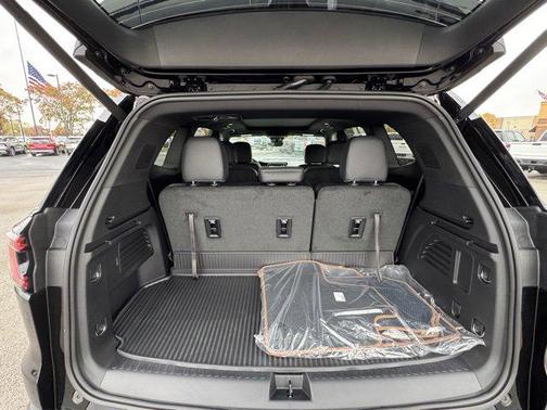 2026 GMC Acadia AT4 AWD