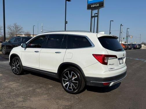 2021 Honda Pilot Touring 8-Passenger