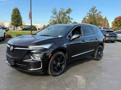 2024 Buick Enclave Essence AWD